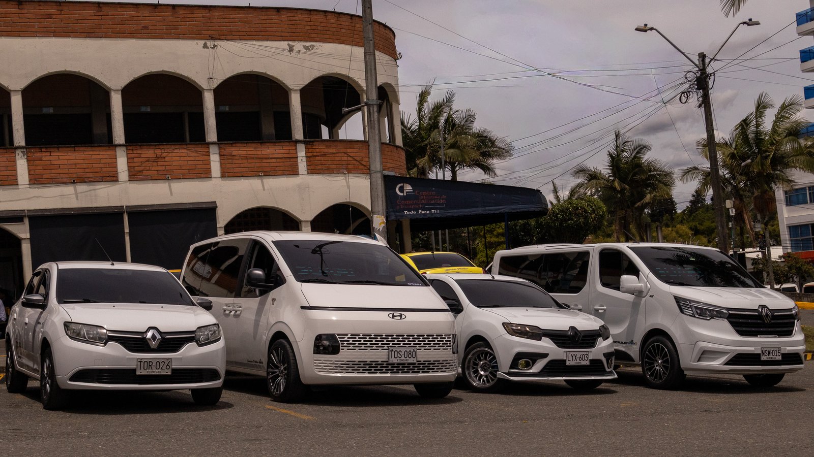 Veh&iacute;culos livianos afiliados a SOTRAGUR S.A.